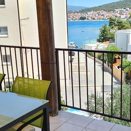 Apartman Varga Trogir Zewnętrze zdjęcie