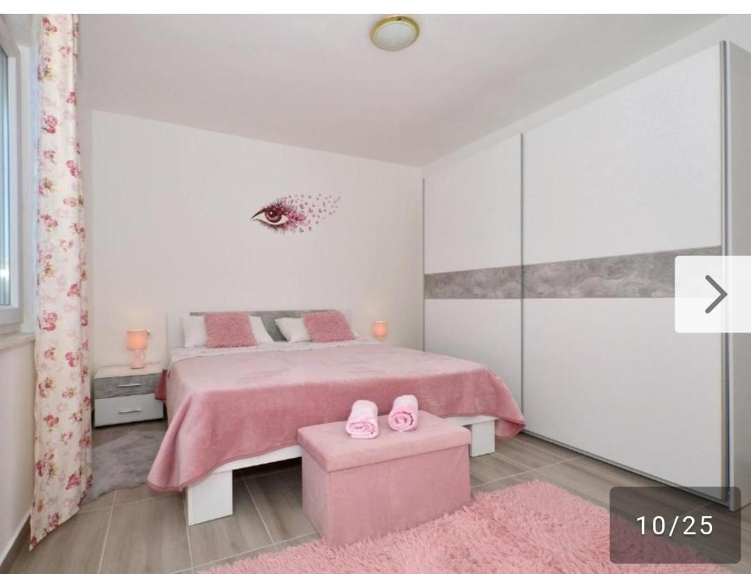 Apartman Varga Trogir Zewnętrze zdjęcie