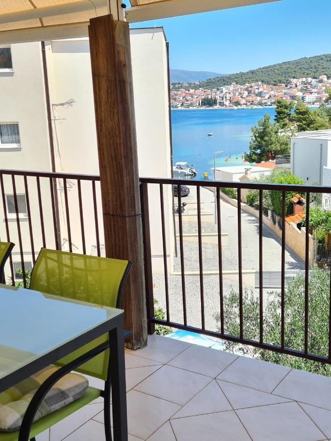 Apartman Varga Trogir Zewnętrze zdjęcie